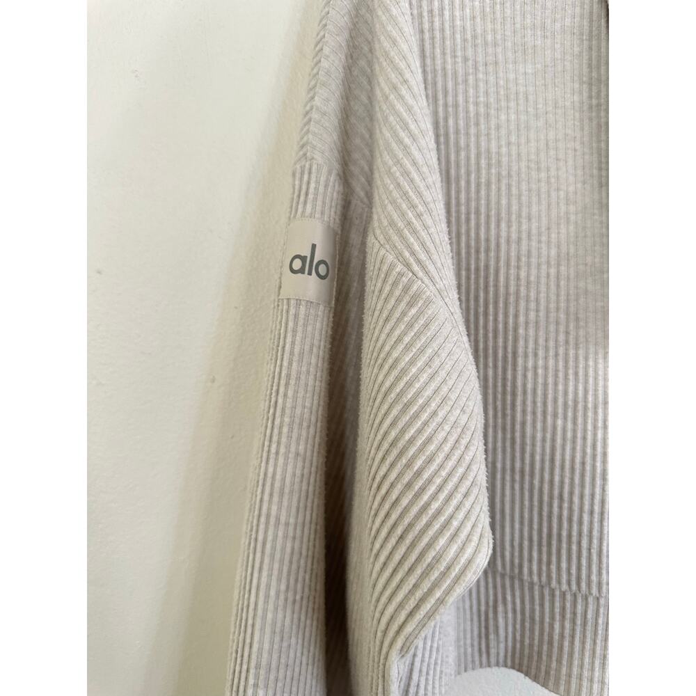 Alo Yoga Muse cropped hoodie size Small - Picture 7 of 9